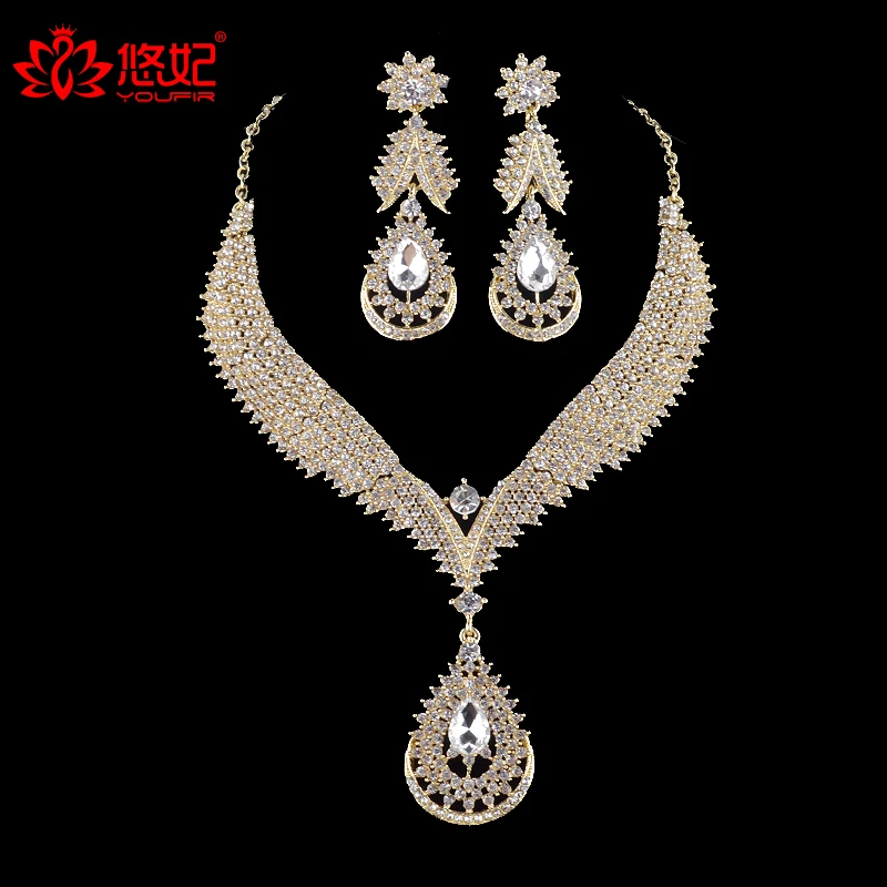 Женский ювелирный комплект из колье и серёг с кристаллами|necklace and earrings|jewelry sets