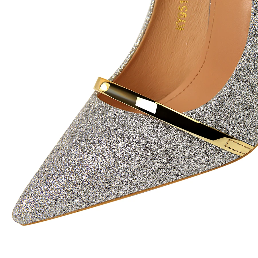 Women high heels 2019 new Sequins paillette shoes pointed toe Glitter stiletto Sexy Ladies Ankle strap Silver party pumps Women high heels 2019 new Sequins paillette shoes pointed toe Glitter stiletto Sexy Ladies Ankle strap Silver party pumps