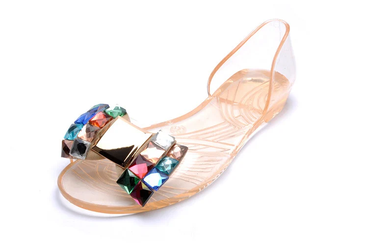 2818637065_563697925