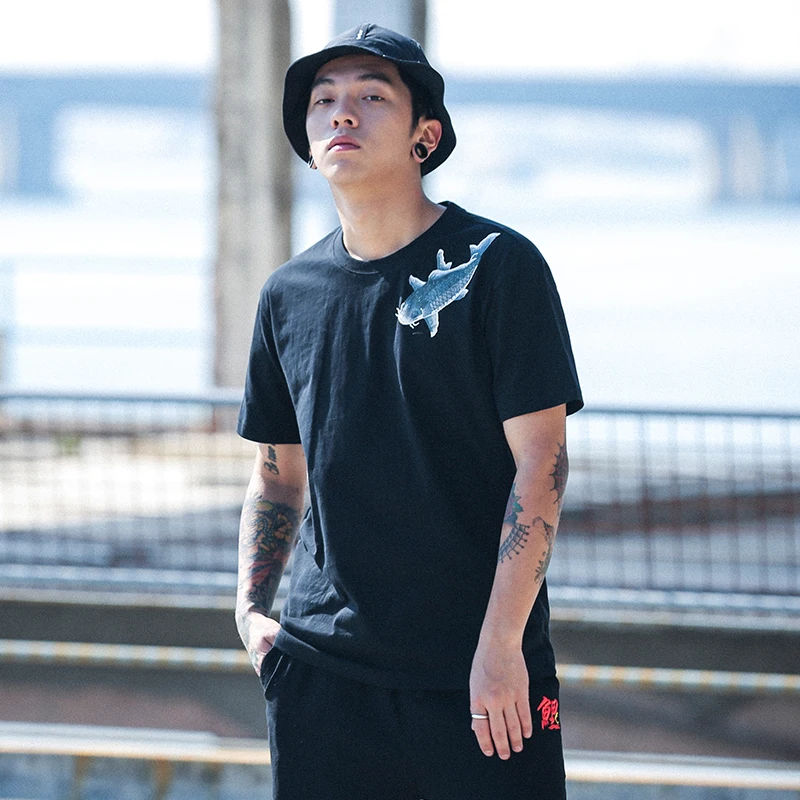 

2019 new koi embroidery shirts men t shirt print cotton o neck short sleeves casual t shirts Japanese Streetwear