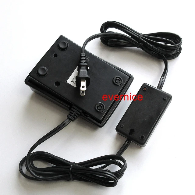 Universal Home Sewing Machine Foot Control Pedal With Cord And Light +  Motor Block 