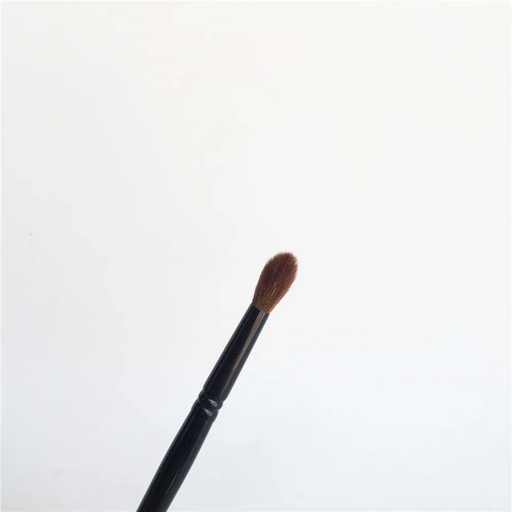Brush 19 Eye Shadow Crease Brush  _ 4