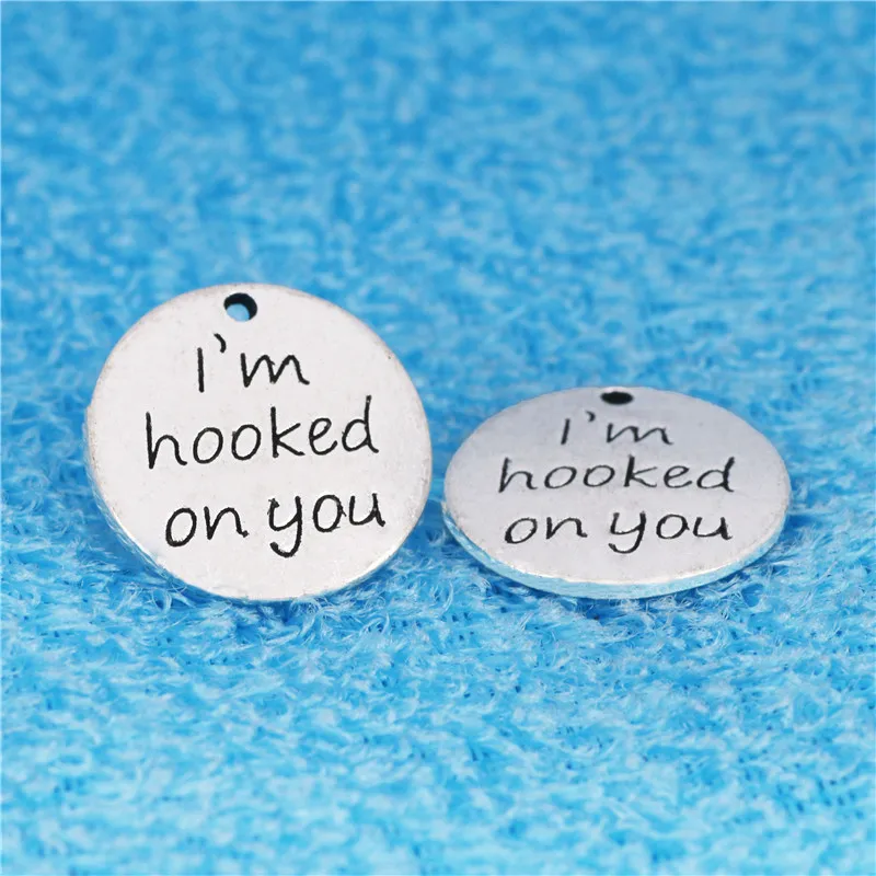 High Quality 10 Pieces/lot Diameter 23mm I'm Hooked On You Letter ...