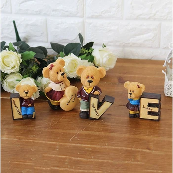 

1set L-O-V-E DIY Small ornaments and miniature models New wedding decorations LOVE wedding gift mix table top resin ornaments