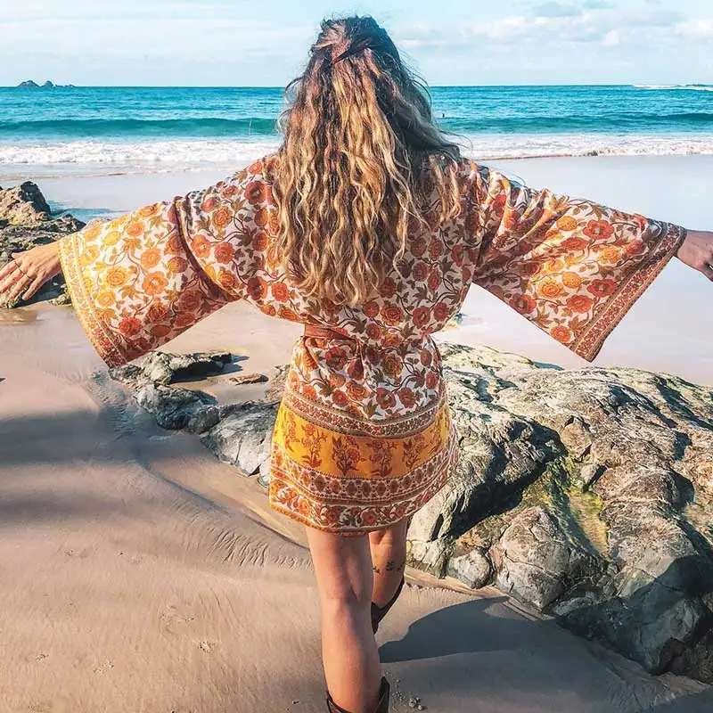 

Boho INSPIRED Kimono Cardigan Ladies 2019 Summer beach Long Kimono floral printed tops rayon bell sleeves wrap Blouses shirts