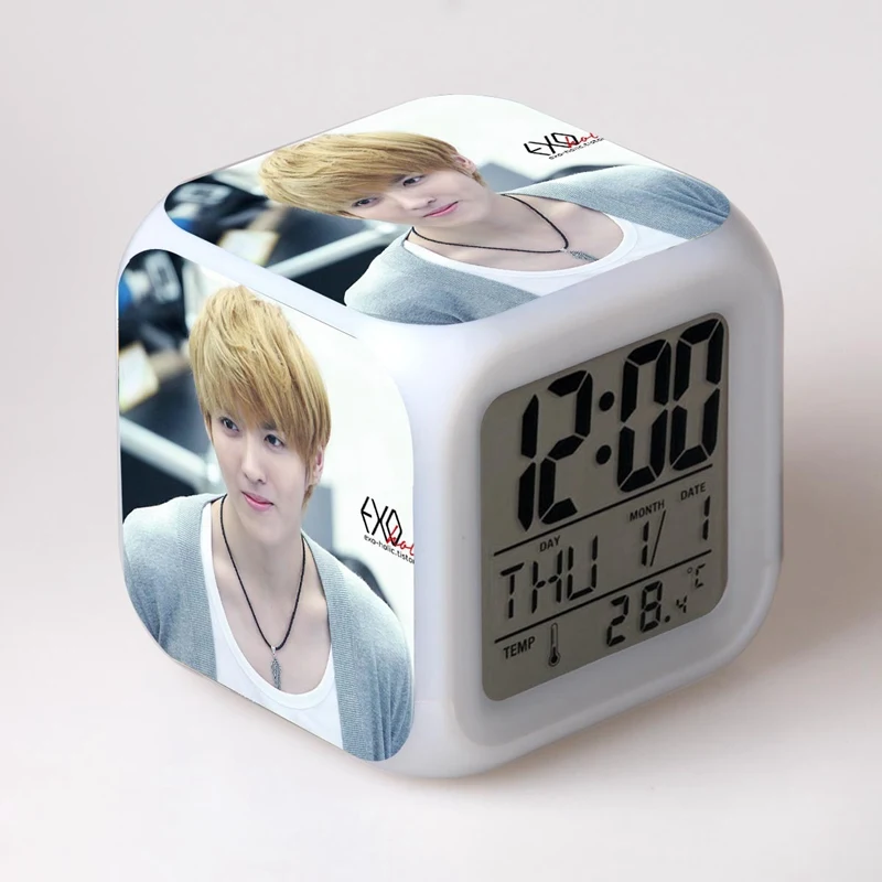 Корейская группа EXO мальчиков Поющая группа reloj despertador Изменение цвета Цифровой wekker reveil 7 цветов флэш детский будильник настольные часы - Цвет: B16