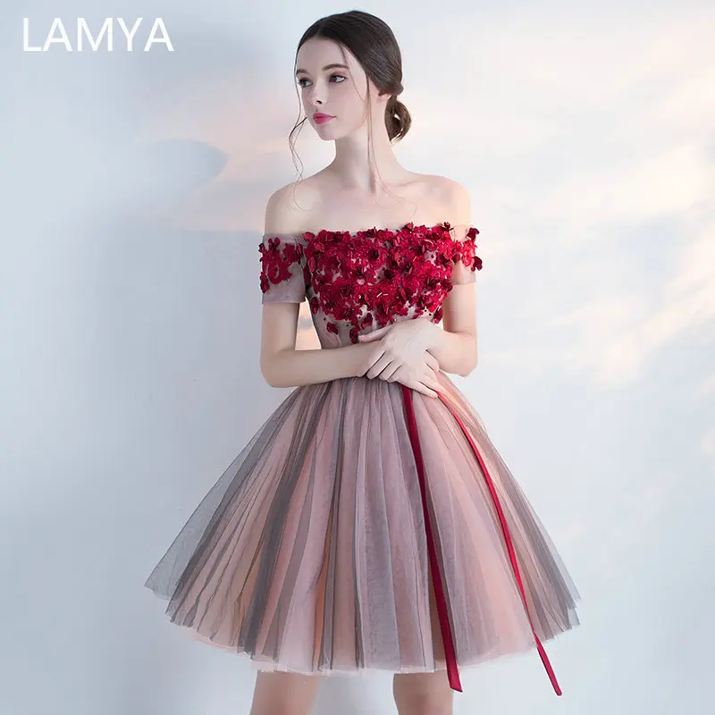 

LAMYA Elegant Knee Length A Line Prom Dresses Appluqies Boat Neck Evening Party Dress With Short Sleeve Contrast Color Gown