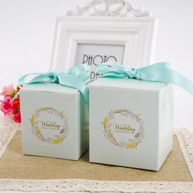 

100pcs European high quality Blue square candy box with ribbon large capacity flower candy box gift box wedding favors supplies
