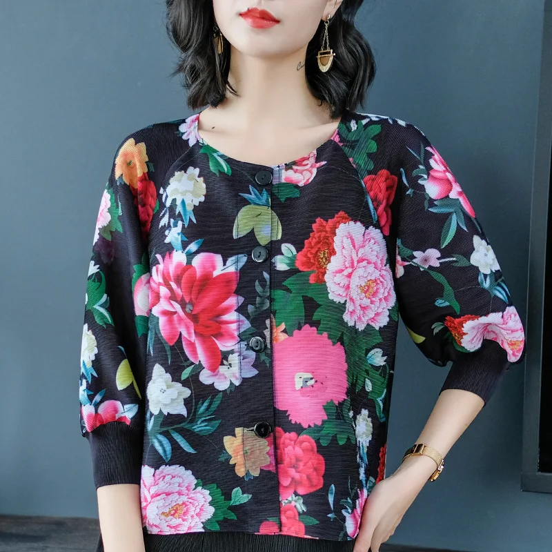 

Spring Women Pleated Fashion New Floral Print Loose Tops Shirts