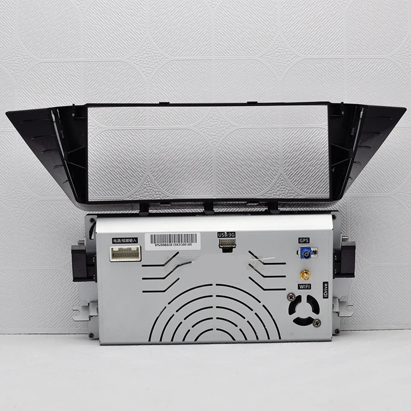 OZGQ Newest Android Touch IPS Screen Quad Core Car Multimedia Player GPS Headunit Autoradio Navigation For BMW 2009-2015 E84 OZGQ Newest Android Touch IPS Screen Quad Core Car Multimedia Player GPS Headunit Autoradio Navigation For BMW 2009-2015 E84