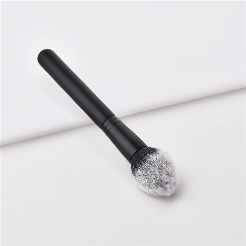 

Bronzer Brush Pro1pcs Face Loose Powder Blush Makeup Brushes Wood Handle Blending Contour Concealer Beauty Angled Make Up Brush