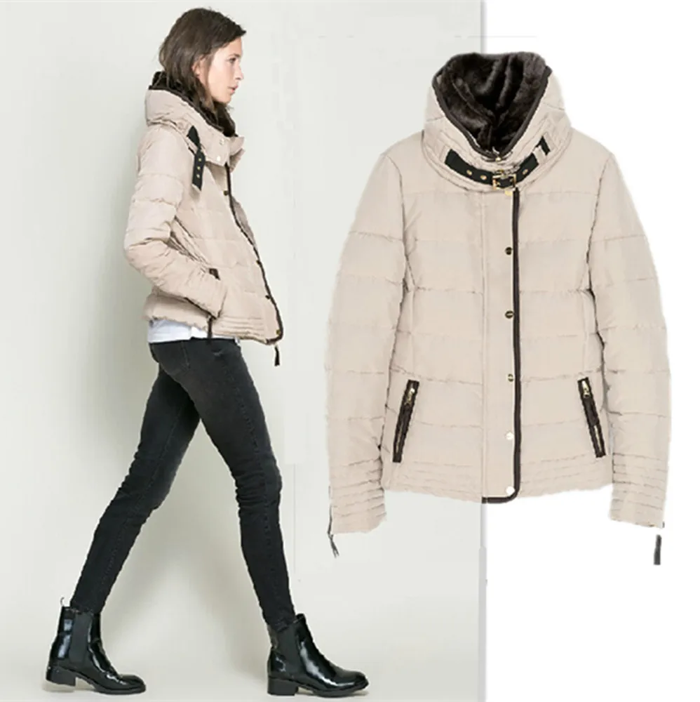 Abajo Parkas corto con capucha, invierno mujeres Beige