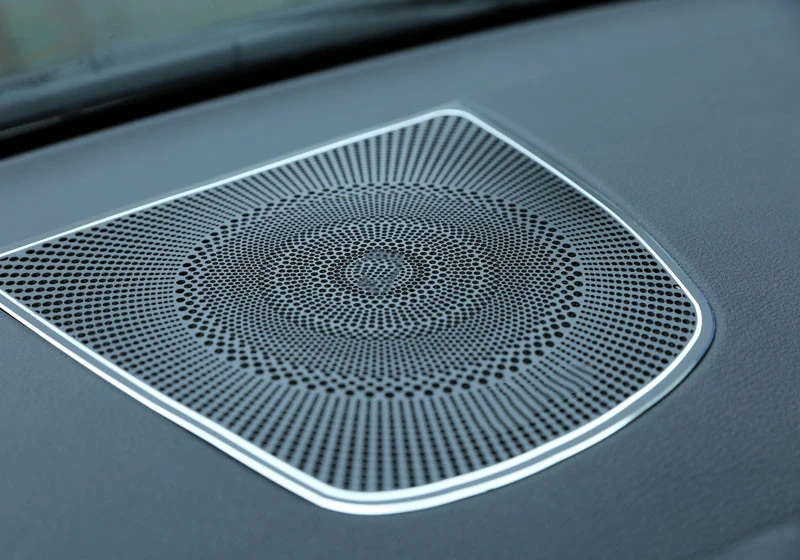 1pc-Aluminum-Burmester-Design-Dashboard-Speaker-CoverTrim-Car-Sticker-For-BMW-X5-F15-X6-F16-Car (2)