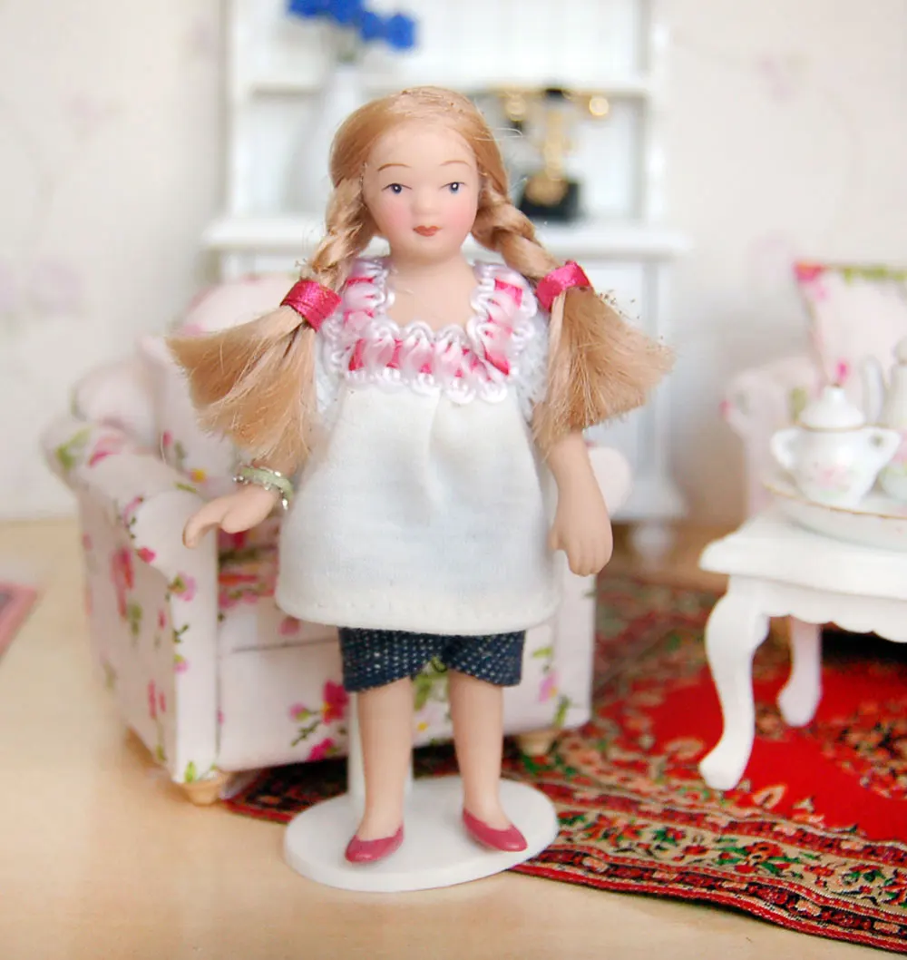 

5.51" 1:12 Doll house miniature Mini Dolls White short sleeve Plaid Shorts Lovely girl
