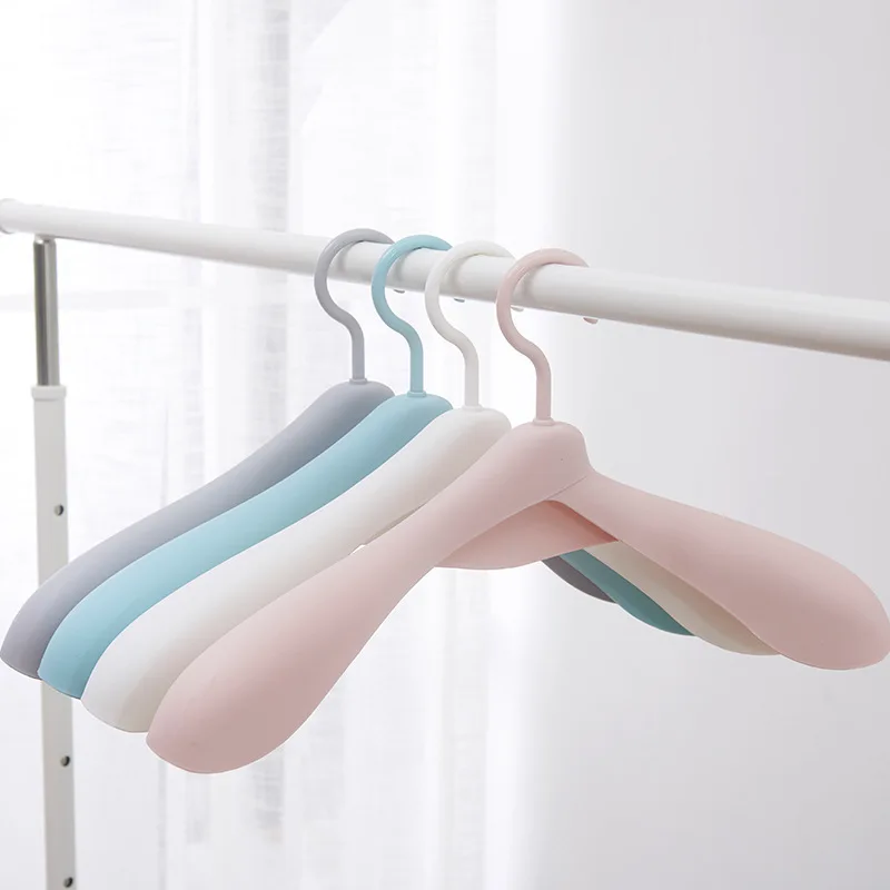 

10pcs/Lot Thicken Wide Shoulder Plastic Clothes Hanger Wardrobe Closet Plastic Scarf Clothes Hangers Hangers Storage Racks