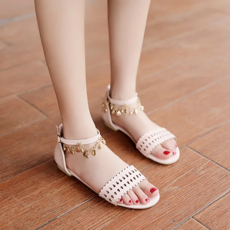

Big Size 11 12 13 14 15 16 17 summer flat sandals ladies women shoes woman Open toe bag with hollow metal decorative flat bottom