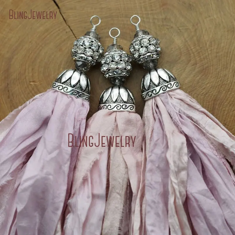 20171213-PM8965- Plastal Pink Sari Silk Tassel Pendant Antique Silver_11