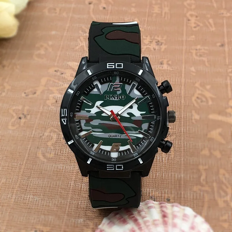 2704875297_992742195