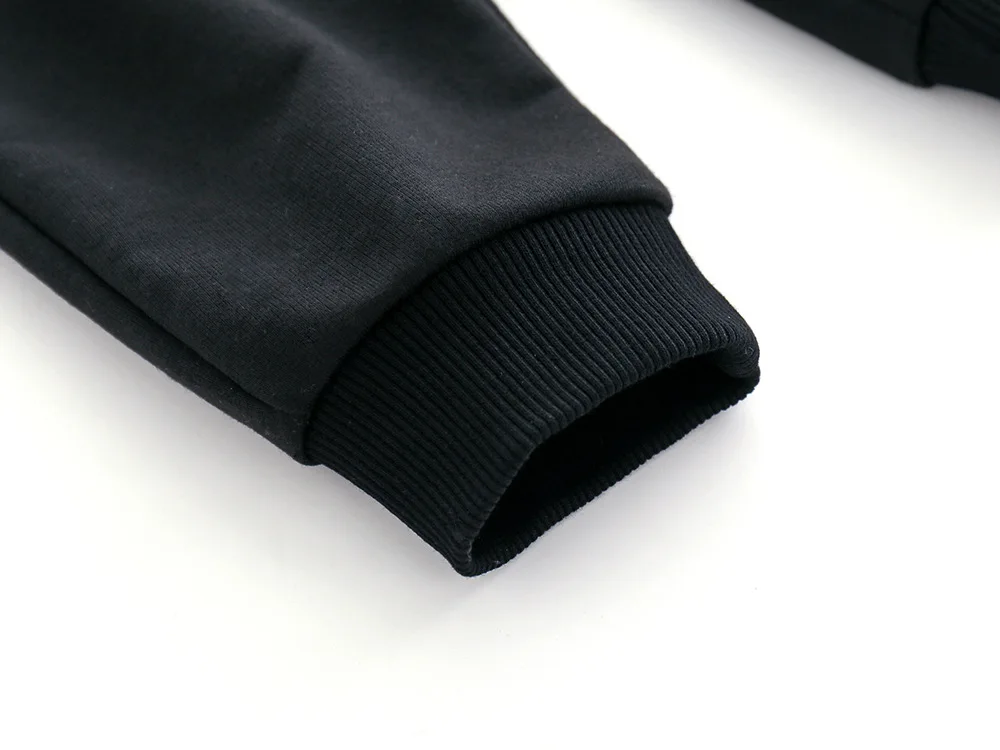 9619877187_2068599042