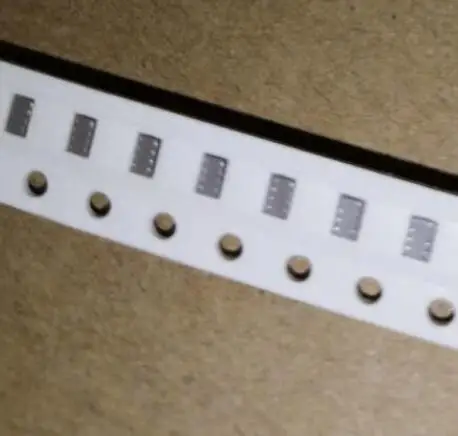 

100PCS 0402*4 105M 1UF 1000NF 20% X6R 10V Network Array 0508 rows of chip capacitors 0402x4 capacitor row