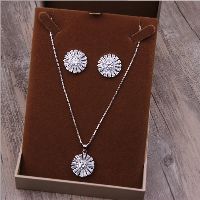Joia nupcial tiara colar e conjunto coroa