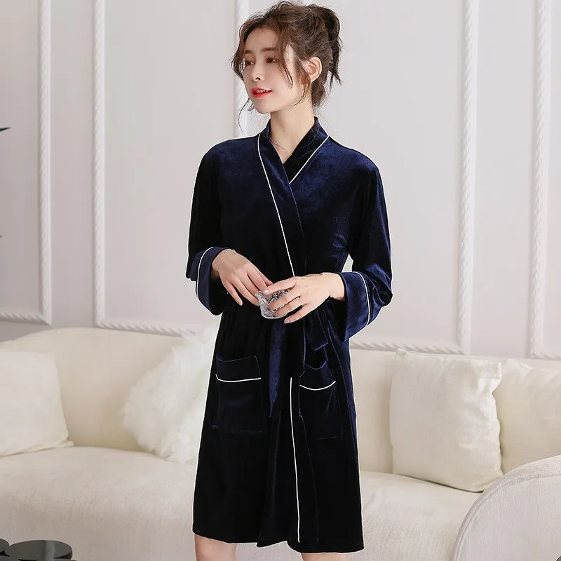 

Winter Bathrobe Women Pajamas Bath Flannel Warm Robe Sleepwear Solid Sexy Nightgowns Lovers Sexy Velvet Robe