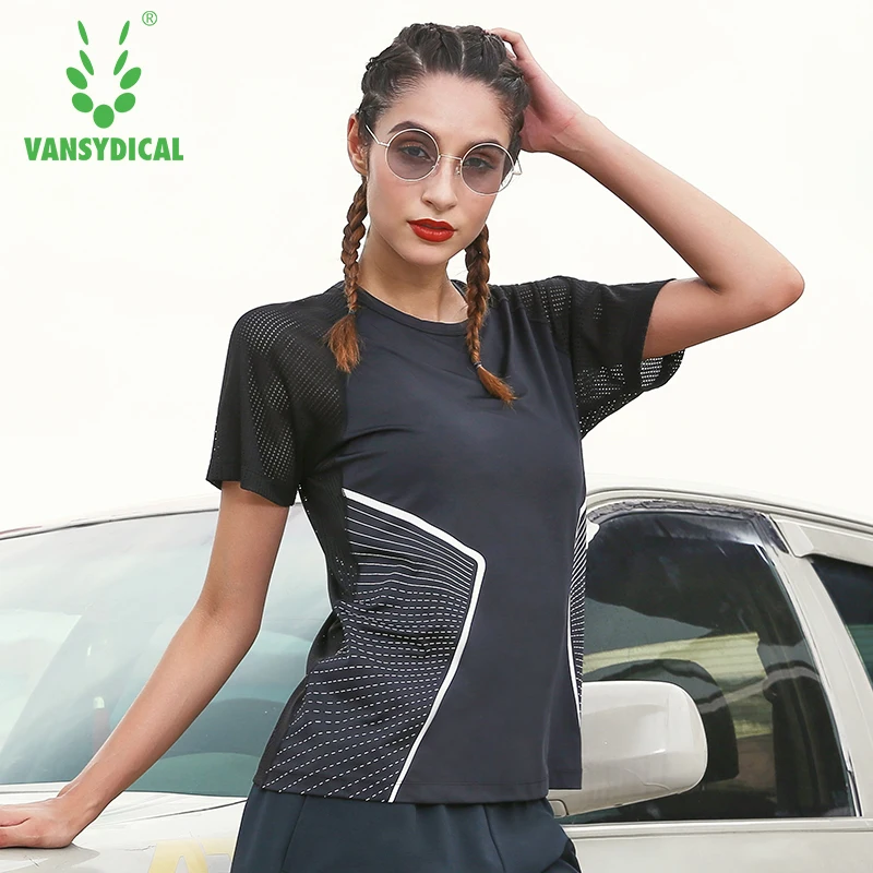 

Women O-Neck Running Shirts Sexy Mesh Back Yoga Tops Quick Dry Training Tees Short Sleeve Fitness Gym T-shirts