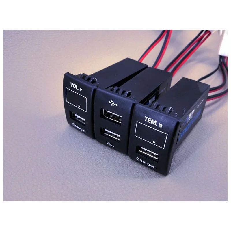 

USB Charger Car Charger USB Connector Voltage Display Temperature Audio Charger VOL.V TEM For Suzuki Swift 2005-2016