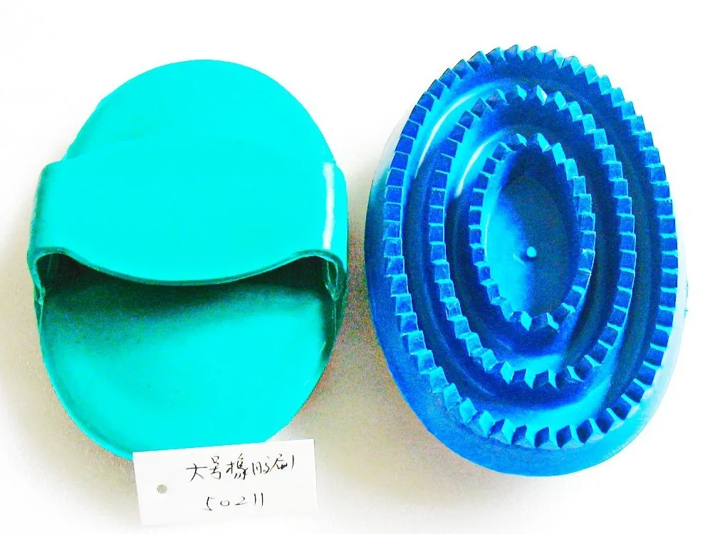 Rubber curry comb horse dog cat grooming brushin Horse Care Products