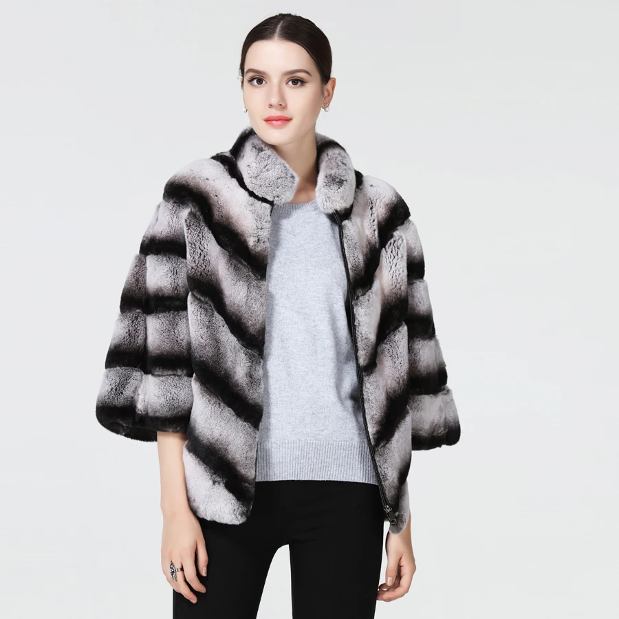 New 2018 style women rabbit fur coat jacket real fur coat Bat shirt fashion and warm short style .