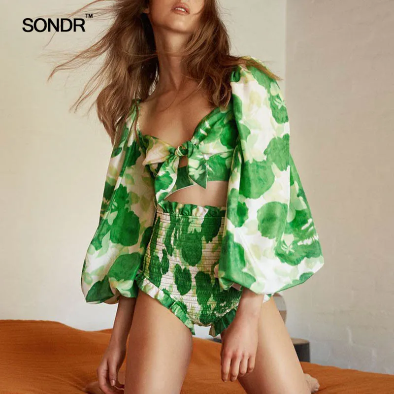 

SONDR Print Sexy Two Piece Set Women Square Collar Lantern Sleeve Crop Tops High Waist Slim Shorts Female Suit Summer