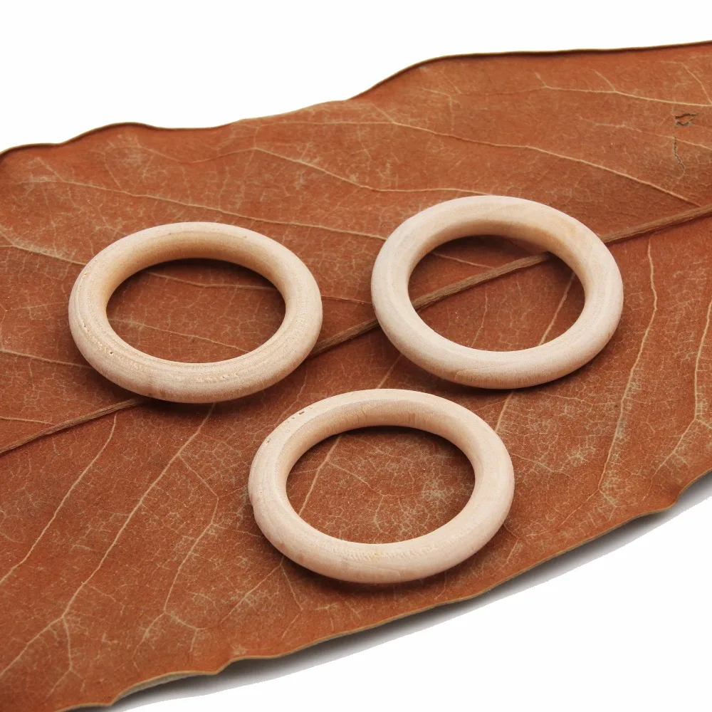 

50pcs 33mm DIY Wooden Beads Circles Pendants Connectors Lead-Free Round Natural Wood Jewelry Making Findings WB50