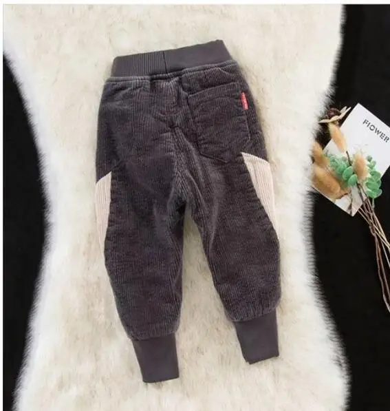 INS/Популярные штаны для маленьких мальчиков штаны для маленьких девочек Всесезонные детские штаны для детей возрастом от 2 до 7 лет бархатные брюки теплая Вельветовая одежда с плотной прострочкой - Цвет: grey