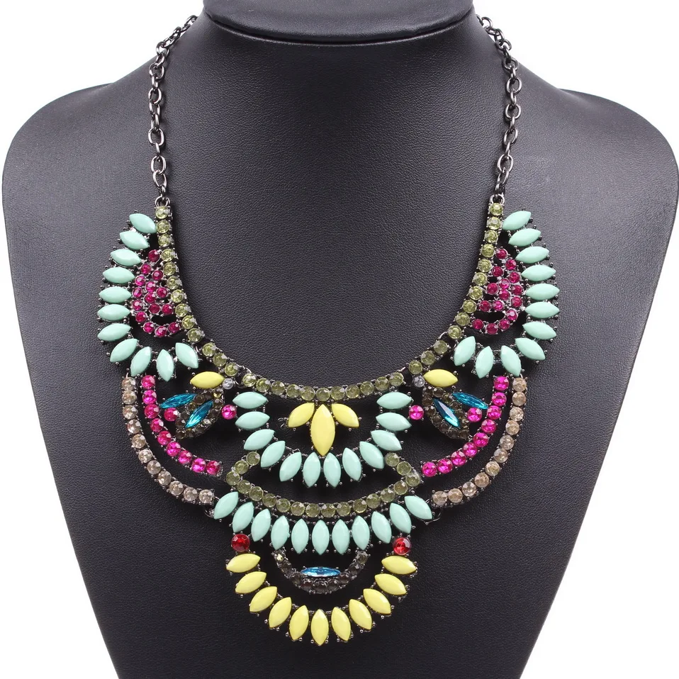 

Fashion Brand 2019 New Latest Arrival Cheap Vintage Party Leaf Shape Crystal Necklace Jewelry for Women