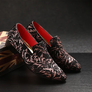 

2020 Fashion New Men Formal Shoes Spring Loafers Classic Embroidery Pattern Footwear Comfortable Casual Men's Flats Shoes