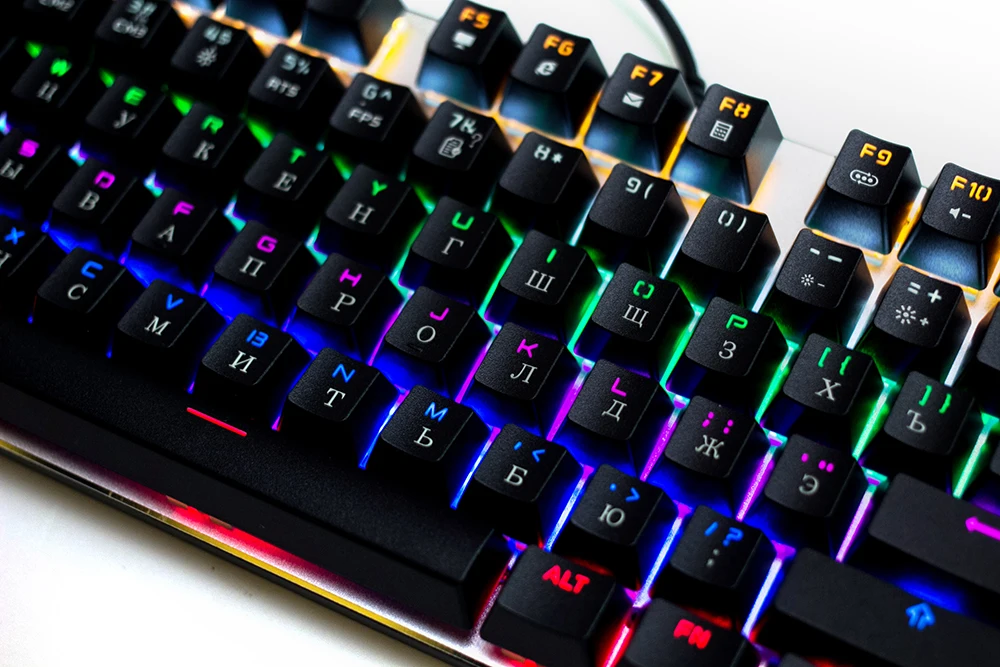 Механическая игровая клавиатура 104 клавиша RGB светодиодный клавиатура с подсветкой компьютерная ПК игровая клавиатура синий/черный/красный переключатели