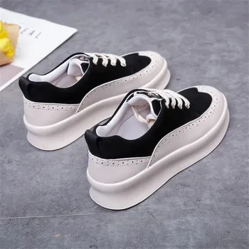 

Vogue Nice New Trend Women Sneakers Lace-up Outdoor Platform Shoes Comfortable Sneakers For Woman Black White Shoes CJF2088