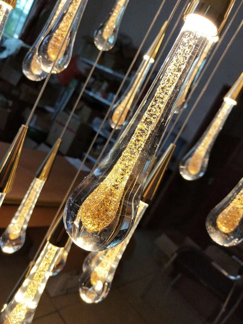 Cena Złota kropla wody kryształ kreatywny wisiorek światło w europejskim stylu luksusowe lampy LED Moderm szkło oświetlenie wewnętrzne restauracja