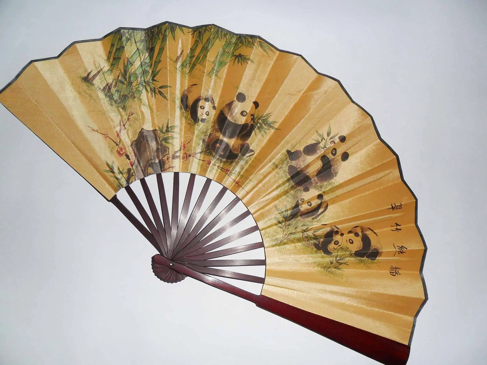 Christmas gift/Free shippinga folding fan/Reflection of