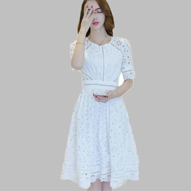 

2019 New Arrival High quality luxury runway summer Lace dress white Embroidered short sleeves Chic Dress
