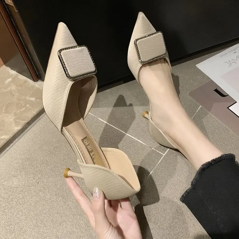 

Liren 2019 Summer Fashion Sexy Lady Casual Sandals Slip-on Shallow Cover Heels High Hoof Heels Women Sandals Size 35-39