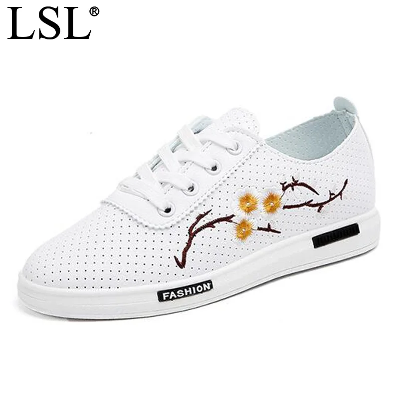 

LANSHULAN 2017 Women Flats Shoes Embroider Floral Breathable Comfort Women Casual Shoes Lace up Hollow Out Women Shoes