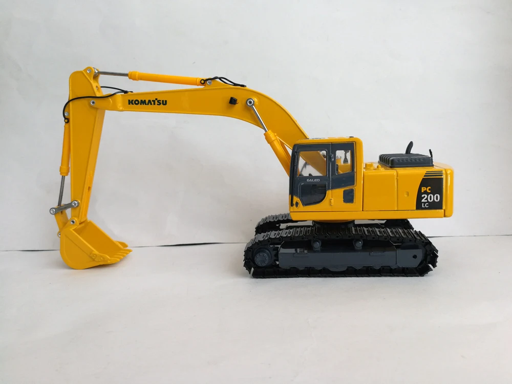 komatsu toy excavator