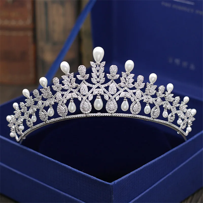 

Bridal Wedding Tiaras and Crowns Sliver Hair Crown Full Cubic Zirconia Crown for Women 2018 New Hair Jewelry Accessories