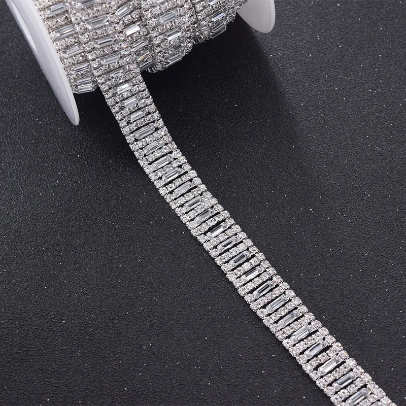 Crstal rhinetone trim (2)