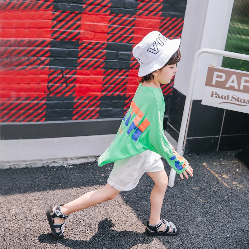 

2019 summer new boy sun protection suit children's long-sleeved T-shirt with shorts two-piece suit