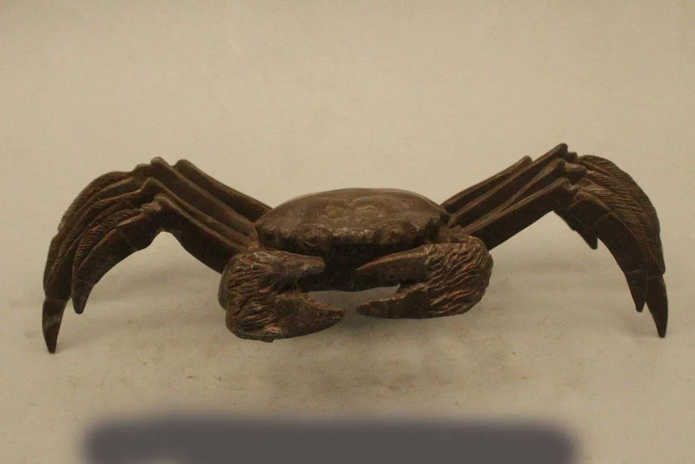 

Lovely China Chinese Pure Bronze Lifelike Crab On Statue Sculpture Figure