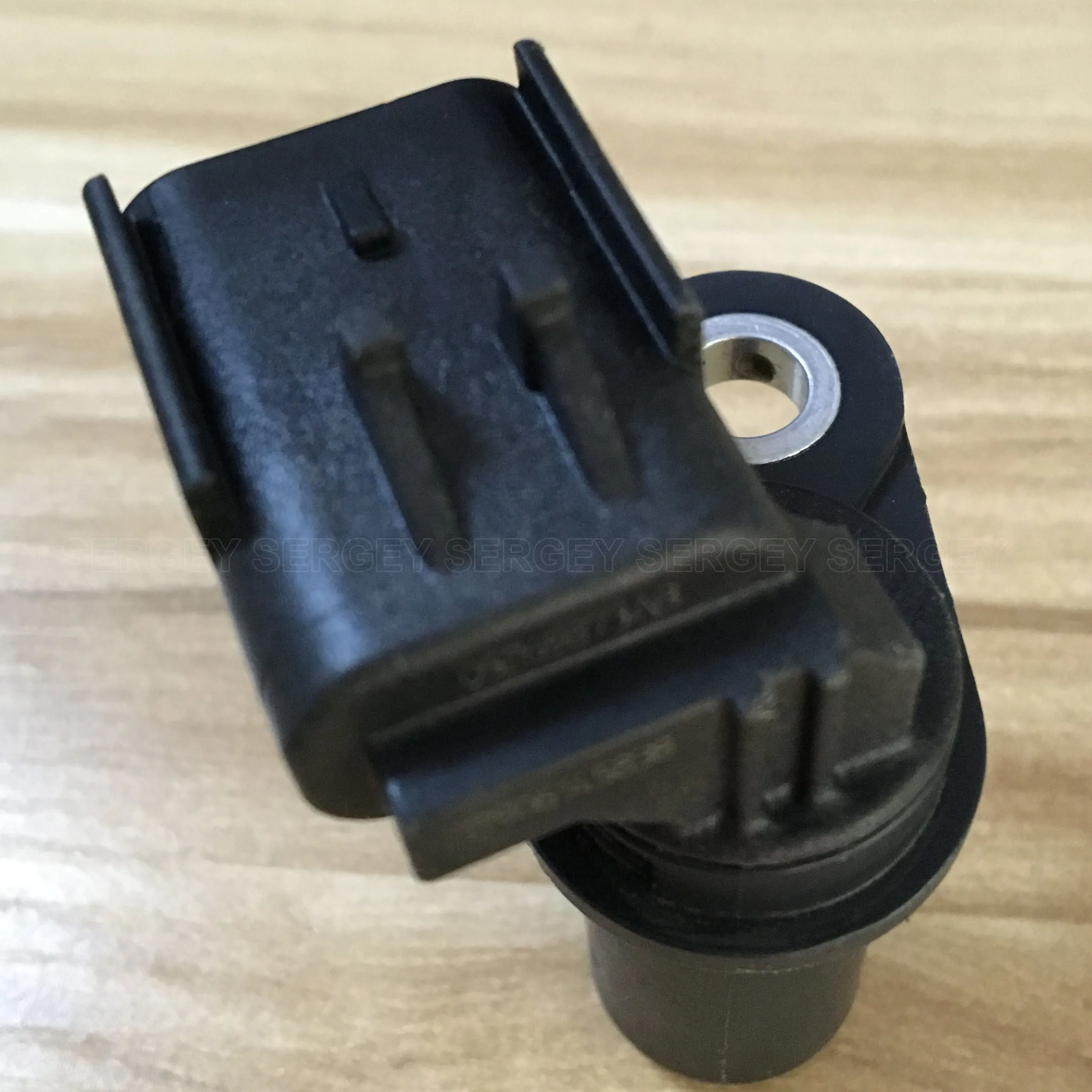 Crankshaft position sensor Original Crankshaft Position Sensor 5269873 5269873AA 05269873AA 5269873AB 05269873AB 05269873 For CHRYSLER PT CRUISER 2.4L L4
