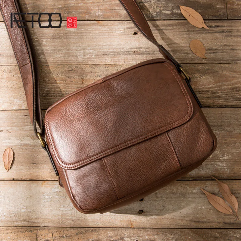 

AETOO Genuine Leather Men Bag Casual Business Man Shoulder Crossbody bags Cowhide Large Capacity Travel Messenger bags New