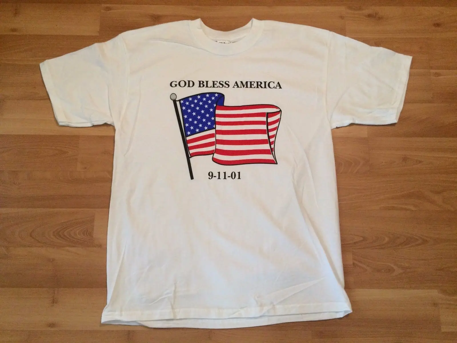 Футболка с надписью GOD BLESS Америка размеры 9-11 размер XL новая белая 9-11-01 сентября 11